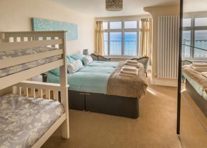 Beachside Apartment On The Beach