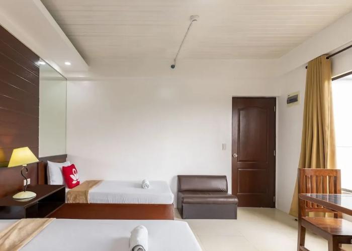 Yellowbell Hotel