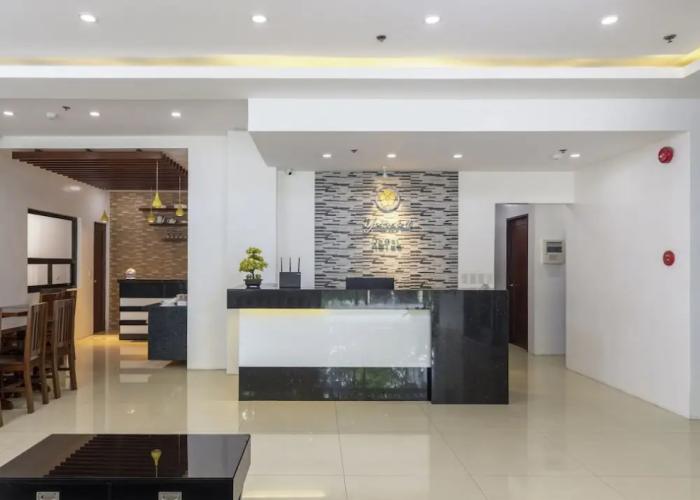 Yellowbell Hotel
