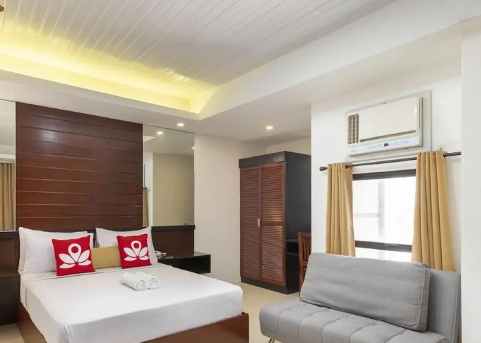Yellowbell Hotel