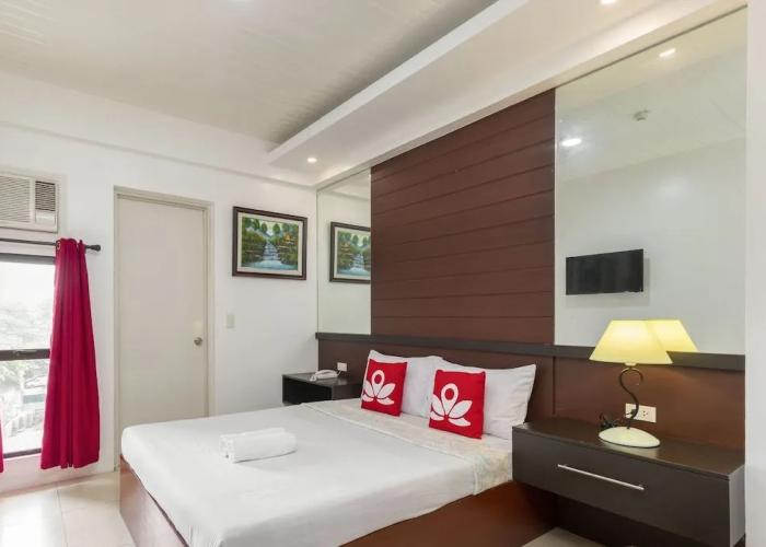 Yellowbell Hotel