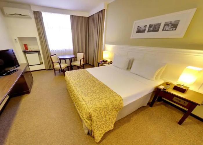 Marques Plaza Hotel