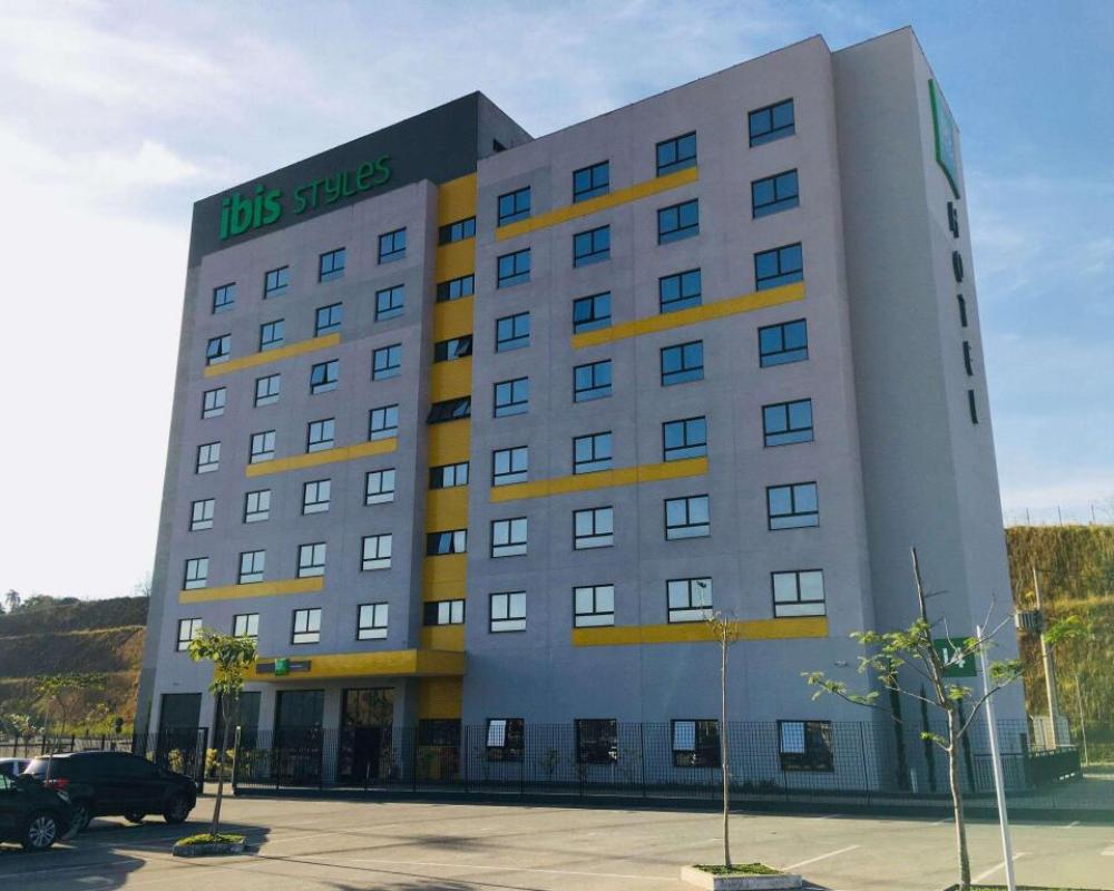 Golden Tower Shopping by Fênix Hotéis