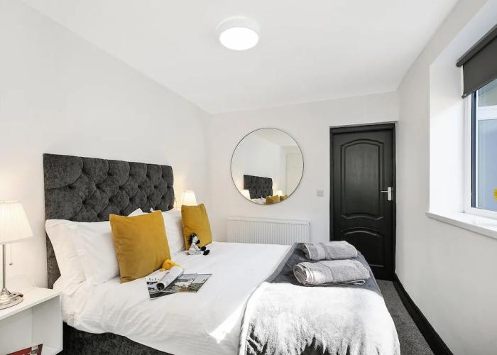 TYME Suites on Kingsway
