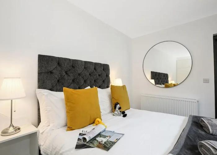 TYME Suites on Kingsway