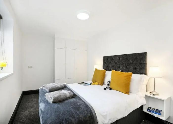 TYME Suites on Kingsway