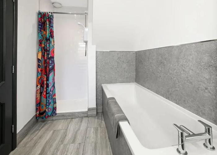 TYME Suites on Kingsway