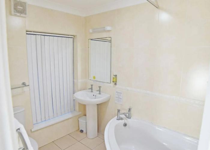 Dovedale Hotel