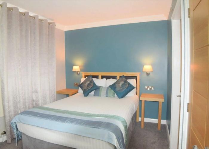 Dovedale Hotel