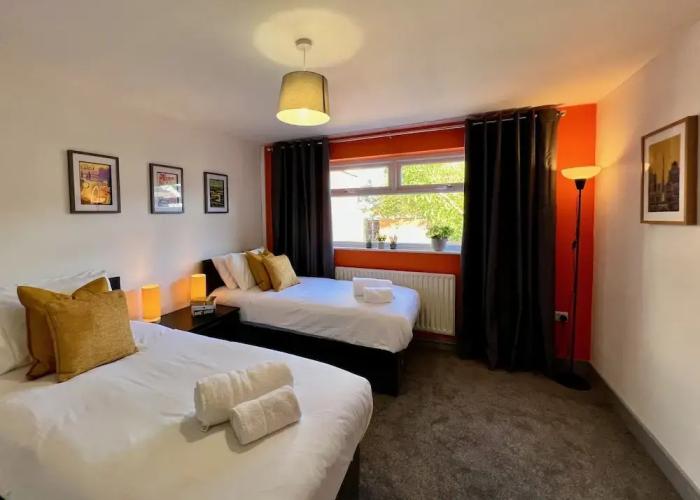 Curzon House 1