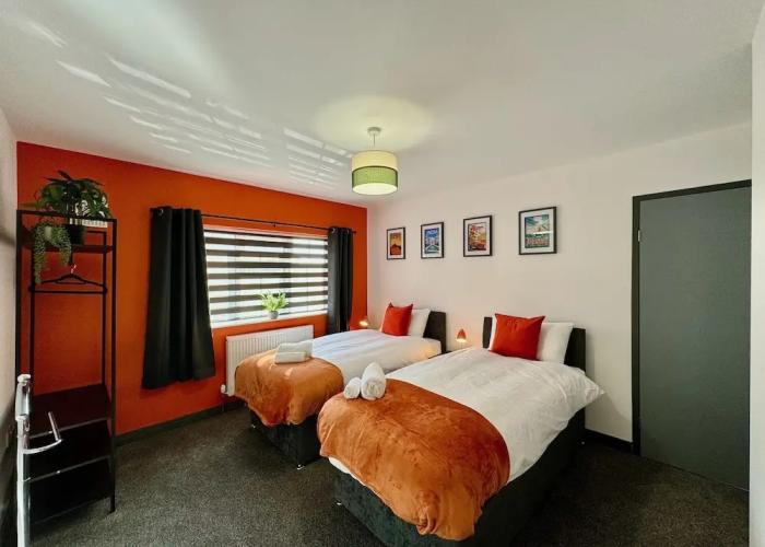 Sandringham House Serene Escape Cottage