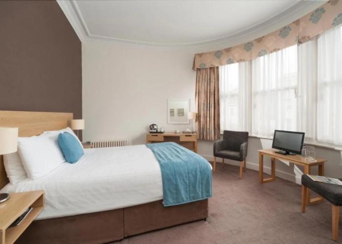 The Broadway Park Hotel