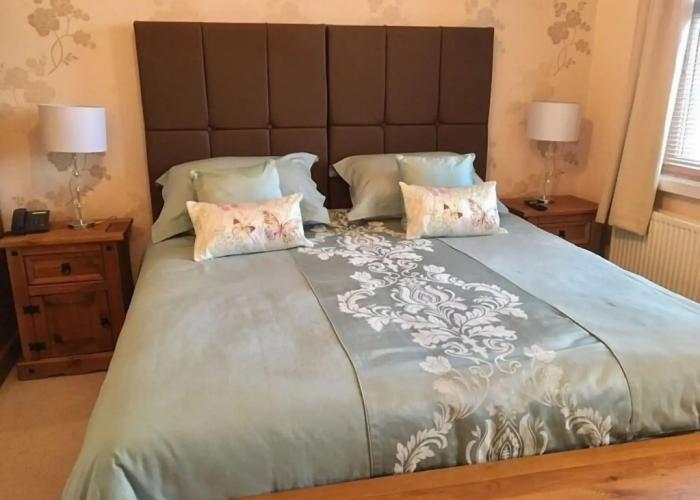 Chaston Manor Hotel