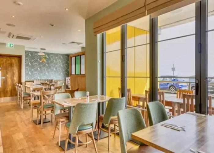 Premier Inn Isle of Wight Sandown - Seafront