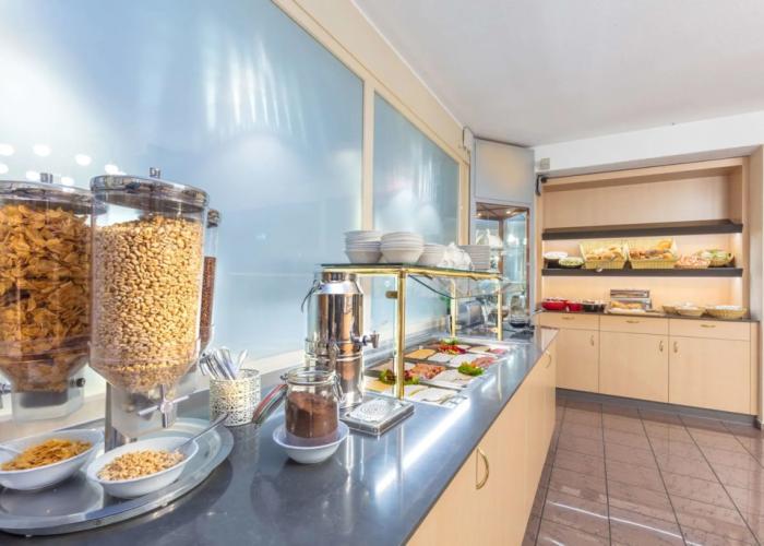 Sport - und Tagungshotel De Poort