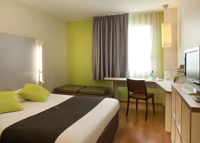 Travelodge BCN Cornella Fira
