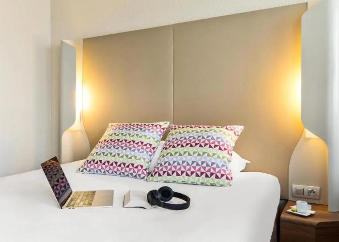 Travelodge BCN Cornella Fira