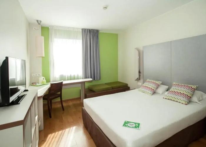 Travelodge BCN Cornella Fira