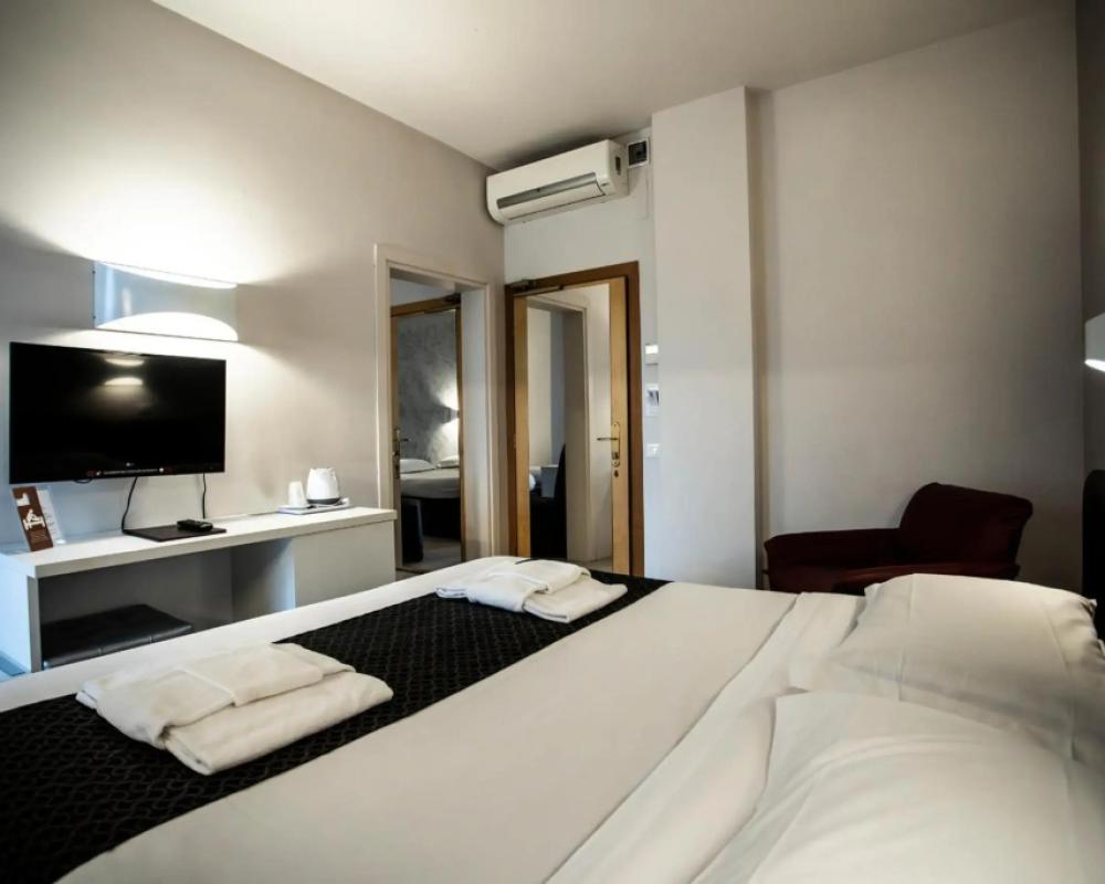 фото Delta Hotel