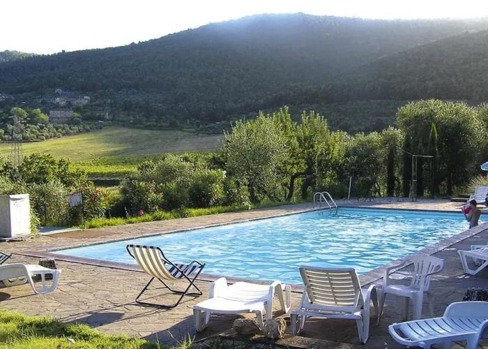 Apartment in Sovicille With Heating