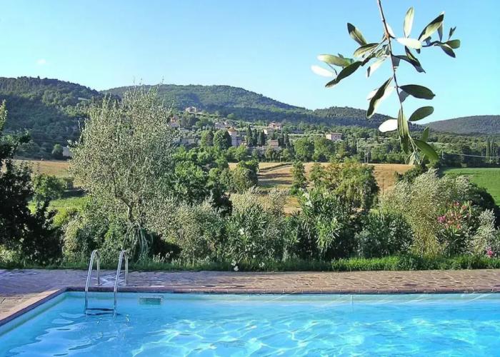 Apartment in Sovicille With Heating