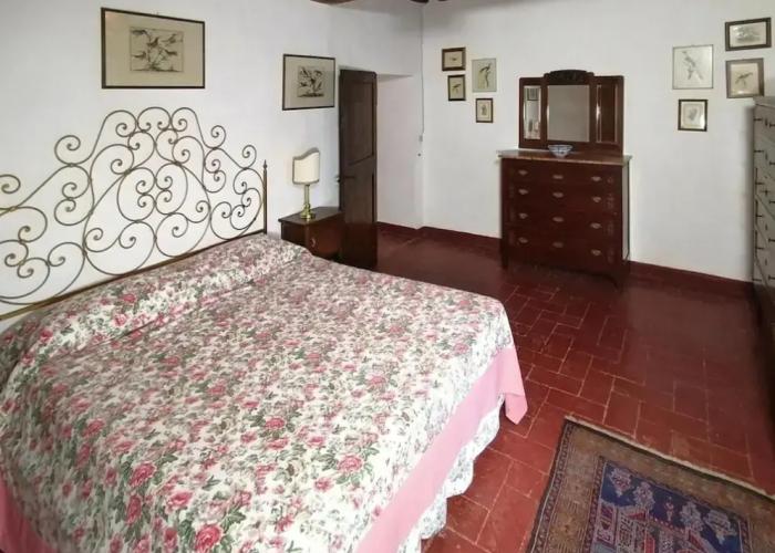 Apartment in Sovicille With Heating
