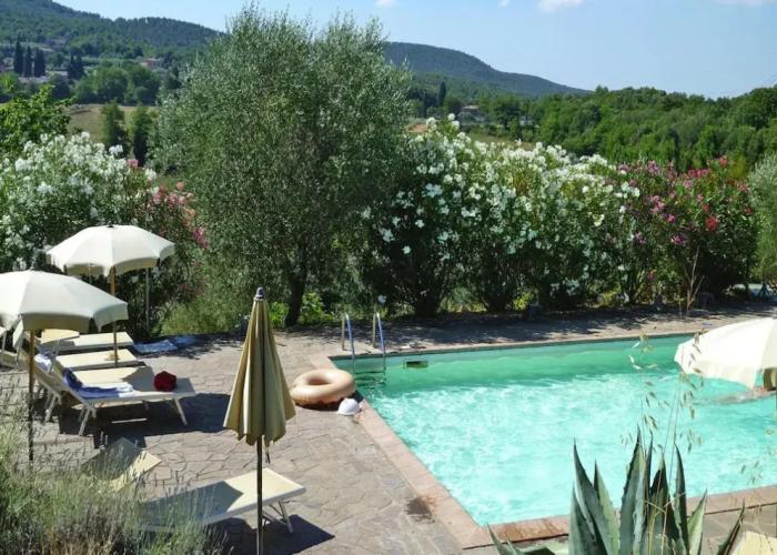 Apartment in Sovicille With Heating