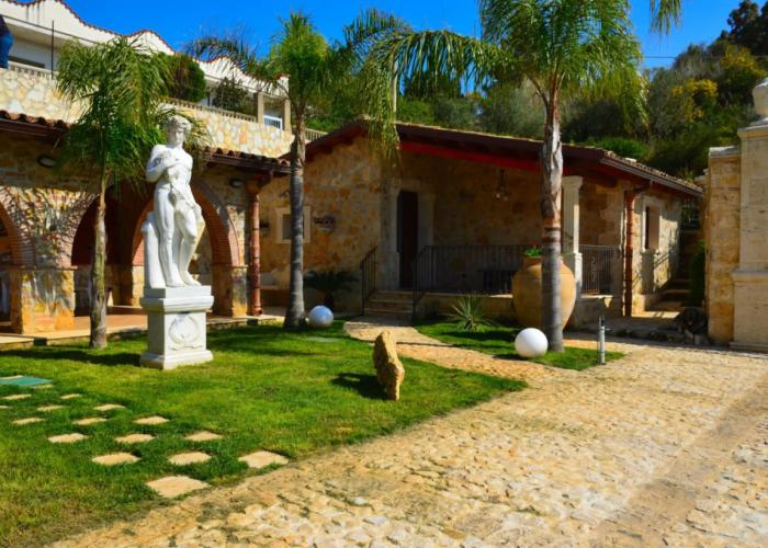 Dependance Desir e Piscina ad uso Esclusivo e Jac