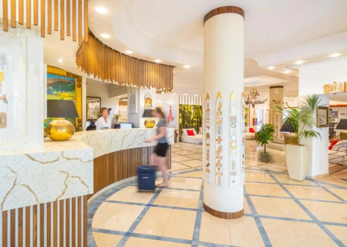 Hotel Kalura
