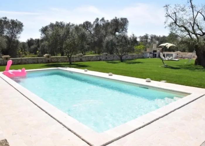 Fantastic Trulli Olea With Pool Garden