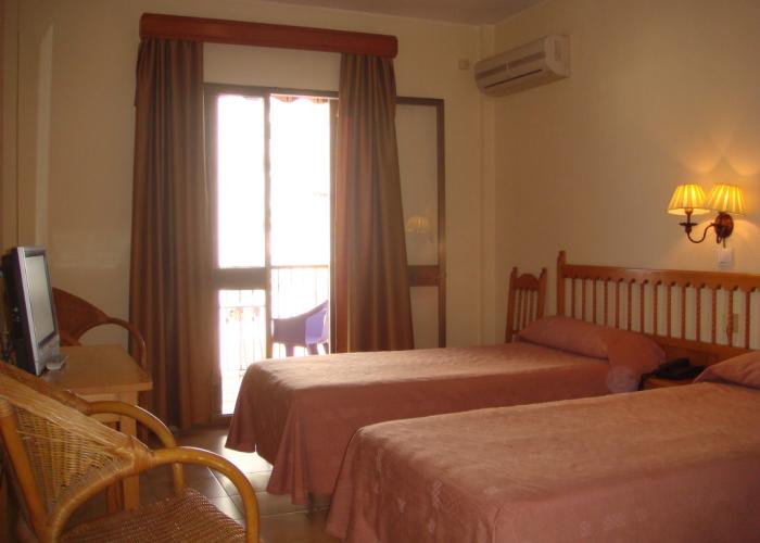 Hotel Tres Jotas