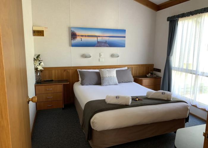 Metung Holiday Villas