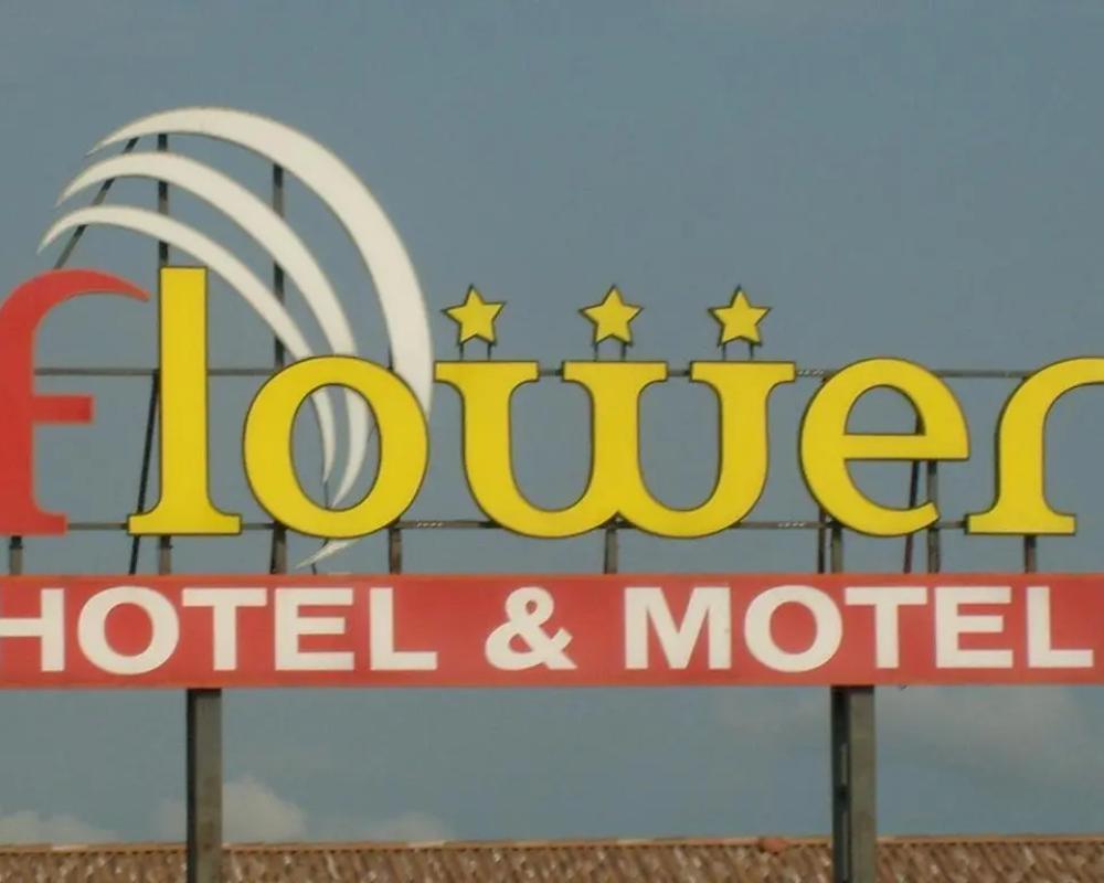 Hotel Motel Flower