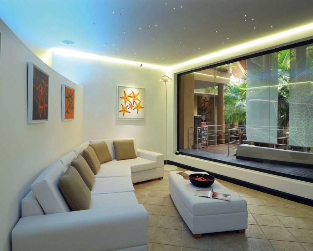 Victoria Beachcomber Resort & Spa