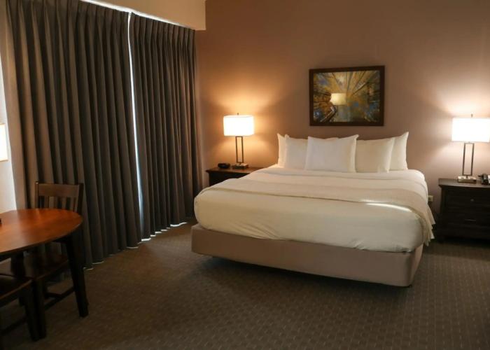 Lone Tree Golf Club And Hotel