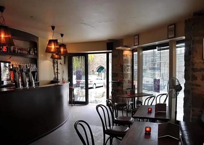 Cafe Hotel du Theatre