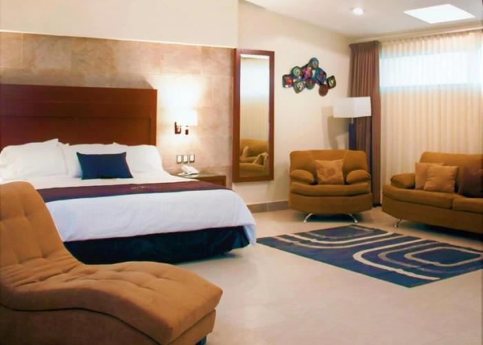 Hotel Ecce Inn & Spa