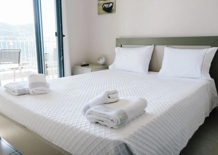 Villa Mons & Mare