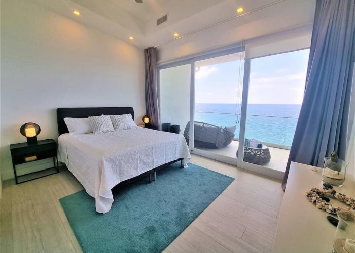 Lighthouse Point Residences
