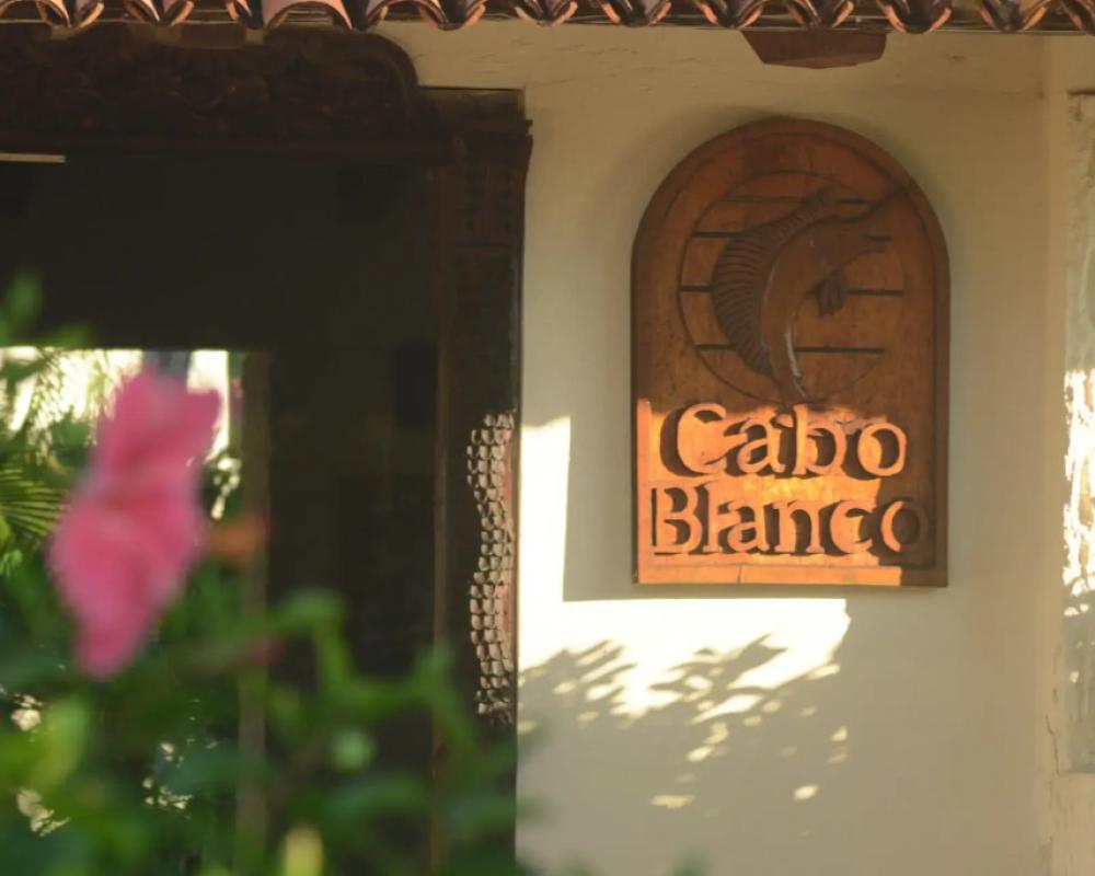 Cabo Blanco Hotel & Marina