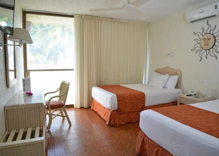 Cabo Blanco Hotel & Marina