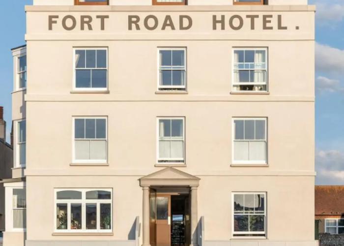 Fort Road Hotel