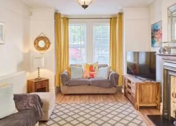 Host Stay Grosvenor Hill