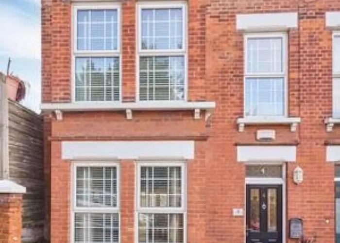 Host Stay Grosvenor Hill