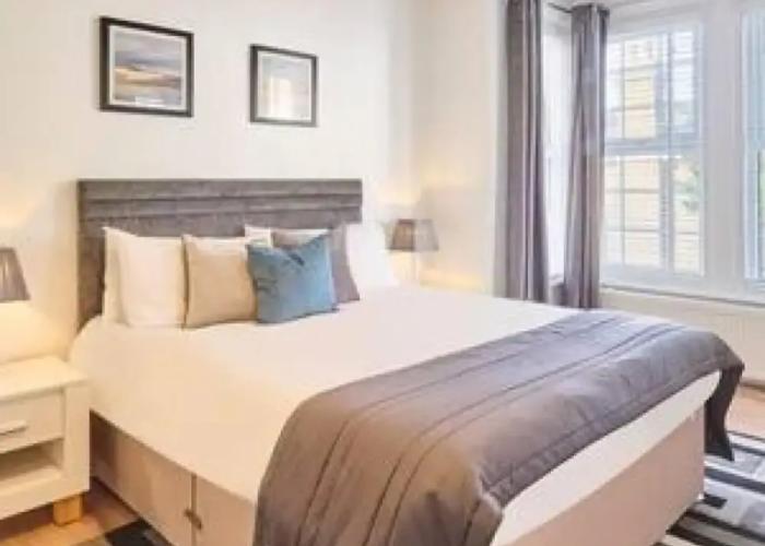 Host Stay Grosvenor Hill