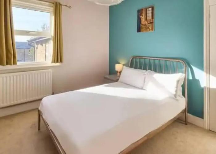 Host Stay Westbrook Road