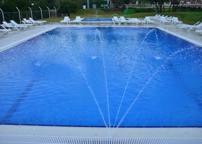 Dream Town Hotel & Restaurant