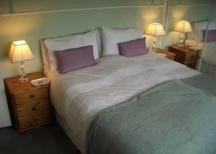 Quixhill - Denstone - Dove Meadow B & B