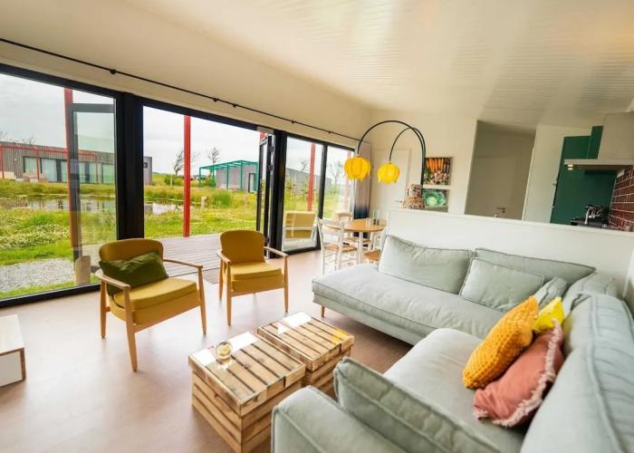 Comfortable Lodge Near sea at 500m