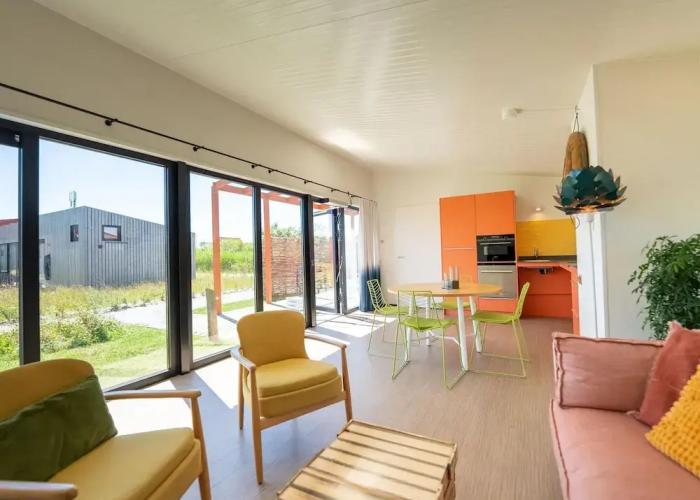 Lodge Suitable for Disabled People Beach at 500 m